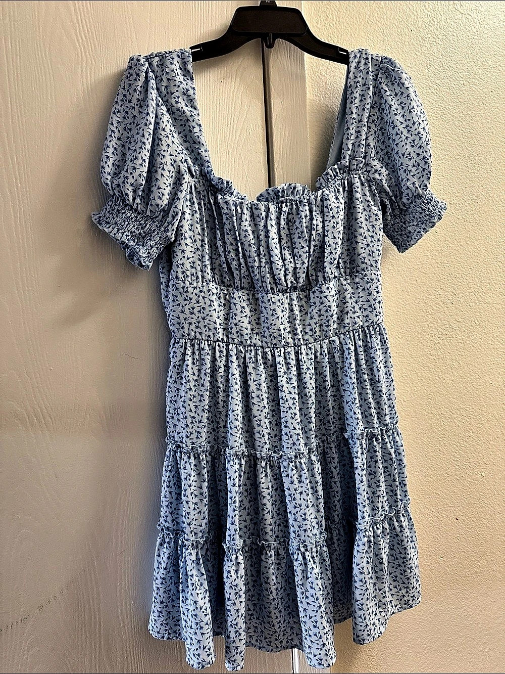 Trixxi Blue Floral Smocked Puff Sleeve Tiered Mini Dress, Large